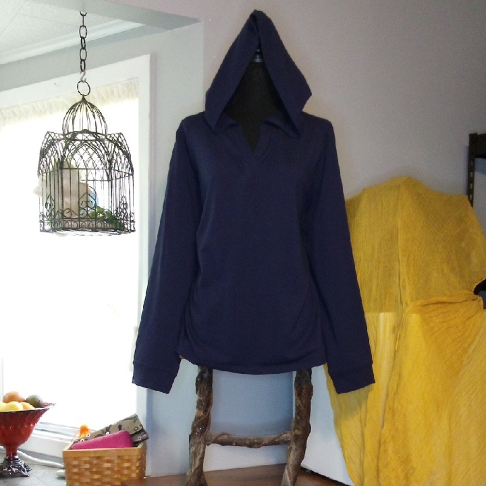 3/$25 Women's Navy Blue Cropped Hoodie By D&Co. Size XL